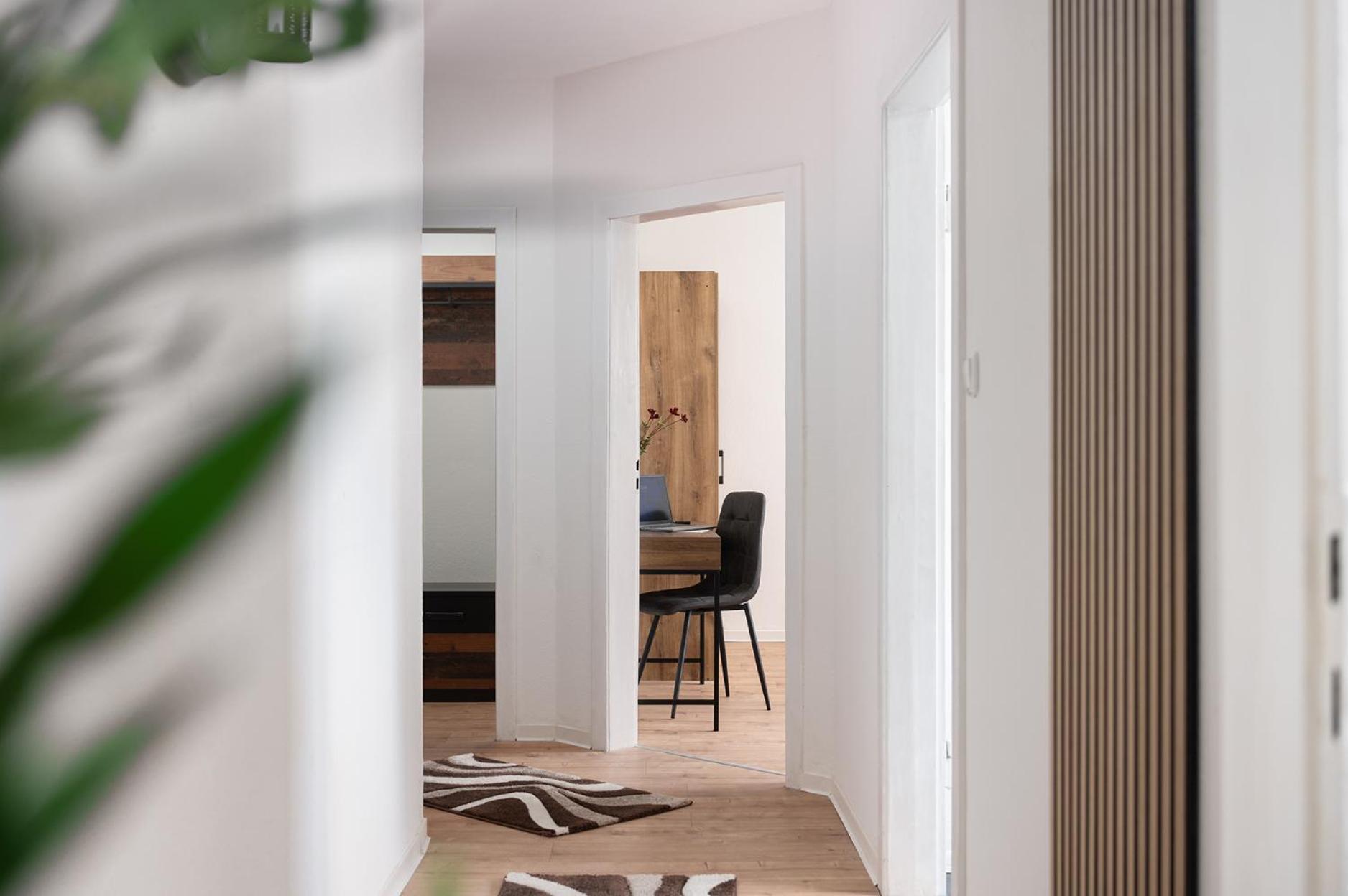 דאטלן 1-4 Gaeste Wohnung W-Lan, Netflix, Amazon, Parken, Arbeitsplatz, 24H Check In ,Vollausgestattet Kueche, Handtuecher Seife U,V,M Fuer Geschaeftsreisende, Paare, Familien , מראה חיצוני תמונה